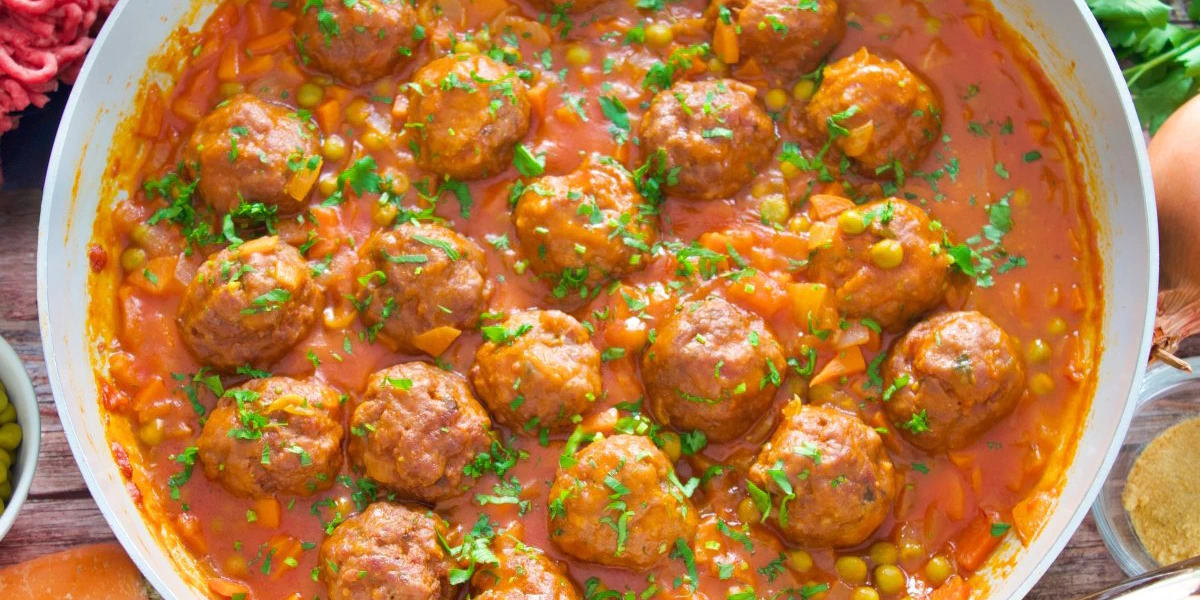 Receta de Albóndigas a la jardinera