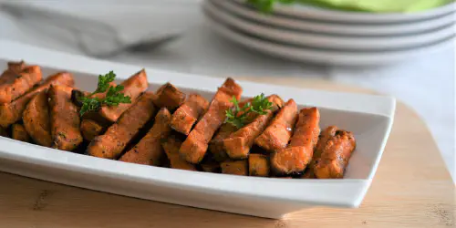 Cómo hacer boniatos asados o batatas al horno. Recetas de un acompañamiento fácil, delicioso y saludable. Una guarnición ideal y original. Paso a paso con fotos.