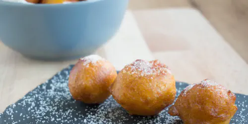 Cómo hacer buñuelos dulces de patata y boniato. Postre tradicional de Semana Santa, Todos los Santos y Navidad. Paso a paso con fotos y consejos.